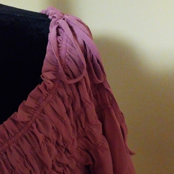 ♥️Plus Size Off Shoulder Ruffled Blouse Top - Picture 5 of 8